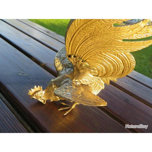 VINTAGE - Sculpture coq en mtal argent, plumage au naturel, bouts des ailes dploy (Vers 1960)