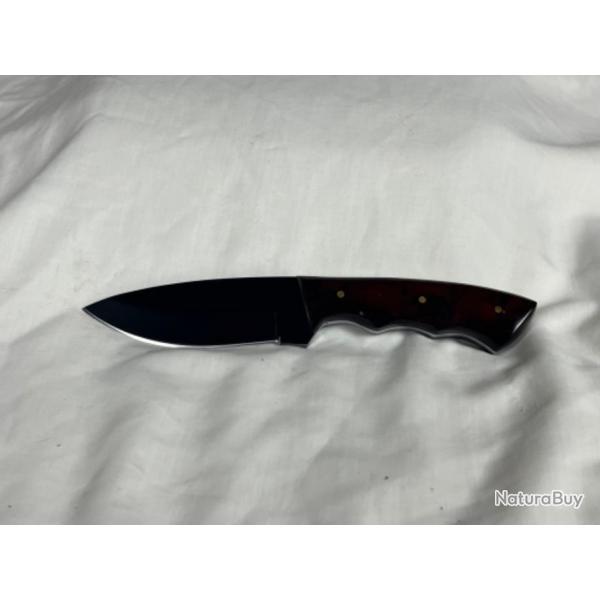 Couteau  dpecer noir forg 20cm ergonomique marron CHASSE24