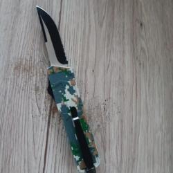 Couteau automatique