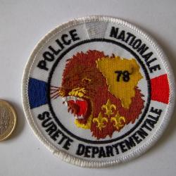 écusson obsolète ! insigne collection police Yvelines