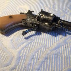 Revolver belge calibre 320