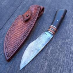 Magnifique Couteau ARTISANAL FORGÉ DAMAS avec Fourreau en cuir Fait mains Manche en Bois de Morta