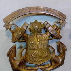 Plaque de casque de la Marine de Guerre du Pérou.