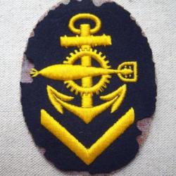 4 Kriegsmarine   100 % originale 2 GM  badge
