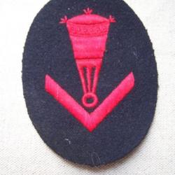 11 Kriegsmarine   100 % originale 2 GM  badge