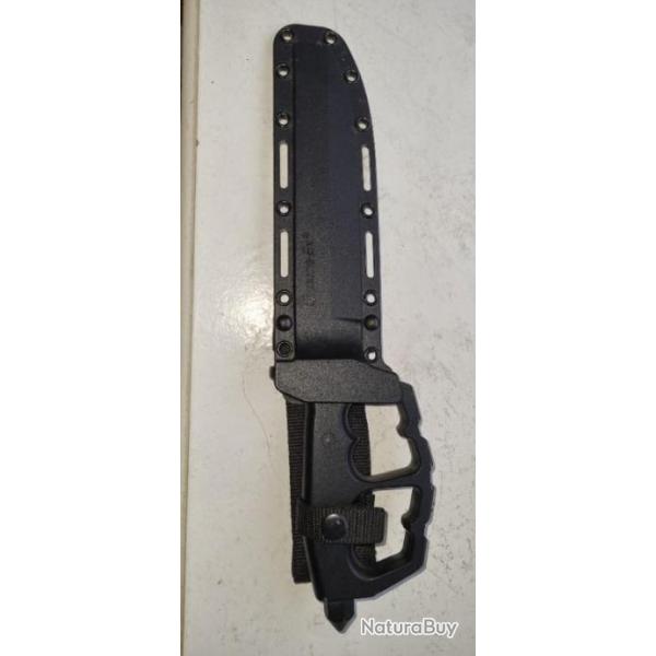 Vends trs beau couteau lame tanto avec garde poing amricain colt Steel neuf