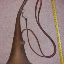 Ancienne grande corne d appel trompe pibole de chasse lanier cuir