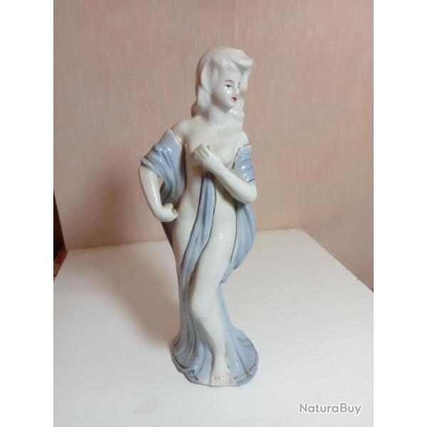 statuette en cramique maill hauteur 24 cm