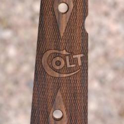 PLAQUETTES COLT 1911 OFFICER (carreaux+logo)