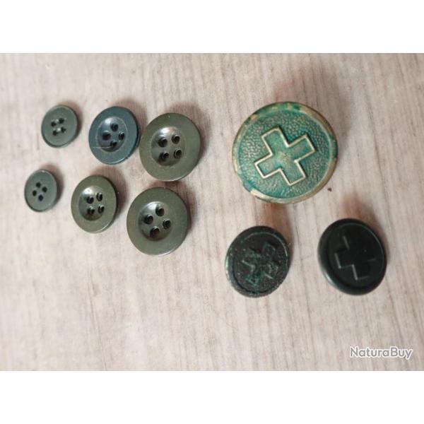 Lot de 9 boutons militaires. Ordonnance arme Suisse