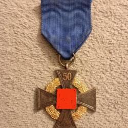 Medaille 50 ans de services NSDAP "QUALITÉ SPÉCIALE "DÉCORATION DE SERVICE FIDÈLE