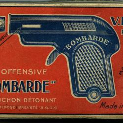 Pistolet jouet à bouchons détonants "VÉBÉ" dans sa boîte d'origine + 2 boîtes de bouchons "LE TIGRE"