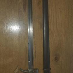Baionette ancienne fourreau acier