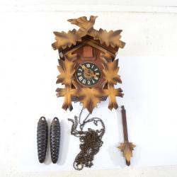 Ancienne horloge coucou forêt noire Germany Allemagne années 1950 - 1960. Bois vintage