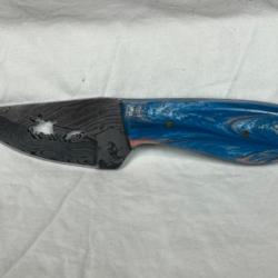 Couteau à dépecer forgé Damas 17cm chasse au lasso CHASSE24