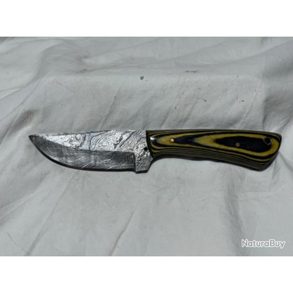 Couteau  dpecer forg Damas 20cm jaune CHASSE24