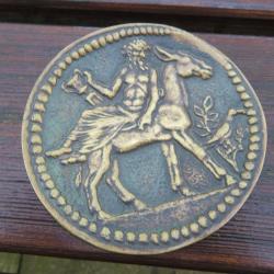 Ancien Vide-Poche/Coupelle Bronze à patine verte décor antique Dionysos - Max Le Verrier (Vers 1920)