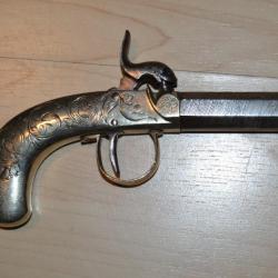 pistolet à percussion savoyard à belle forcée bâti bronze canon damas