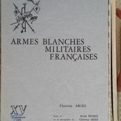 ARIÈS et PÉTARD, Armes blanches militaires françaises, 15 (XV), 1970. Jaquette (b).