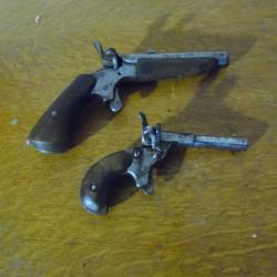 LOT DE 2 PISTOLETS DE CYCLISTE  1 AVEC GARDE MAIN  A RESTAURER + 1 PUPPY DE CYCLISTE