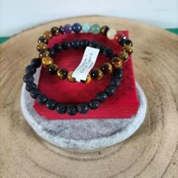 2 bracelets perles 8 mm en pierres naturelles Oeil de Tigre/ 7 Chakras /Pierre de Lave( promo Noel)