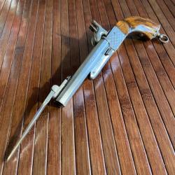 TRÉS BEAU PISTOLET JUXTAPOSÉS 9 MM À BAÏONNETTE INTÉGRÉ