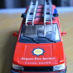 Miniature 1/26 :  Range Rover Airport Pompier 2001 BURAGO