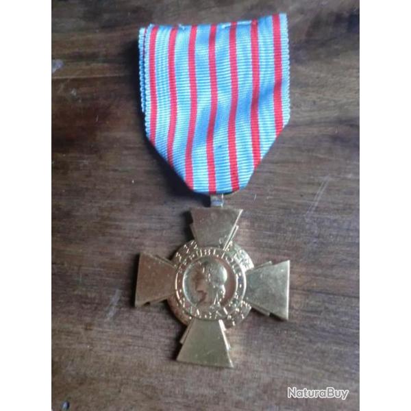 medaille dor  croix du combattant