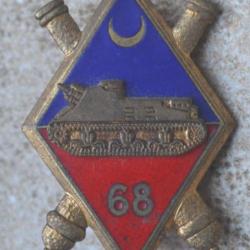 68° Régiment d'Artillerie, émail, dos guilloché, 1 boléro sans marque