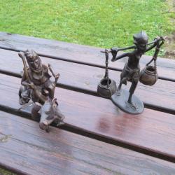 Sculpture orientaliste - Ancien groupe en bronze, représentant"Touareg & porteur d'eau"(Vers1960-70)