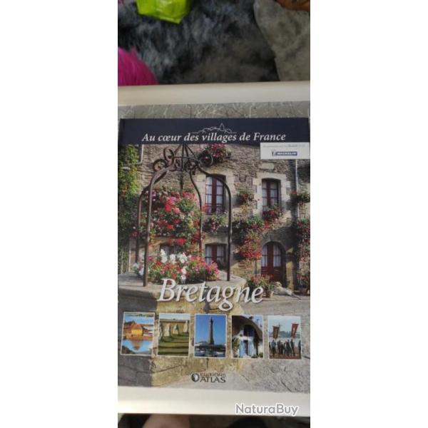 bretagne,au coeur des villages de france Editions Atlas