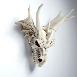 Figurine Crâne du Dragon avec Détails Métallique