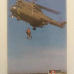 Carte postale - armée de l'air - hélicoptère en intervention.