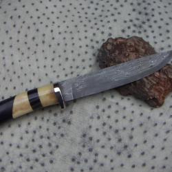 couteau droit en damas viking