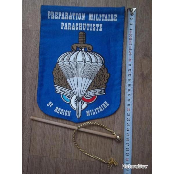 fanion collection prparation militaire parachutiste 3me rgion