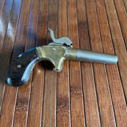 Pistolet Derringer modèle Abilene derringer 1850 cal : 41 PN