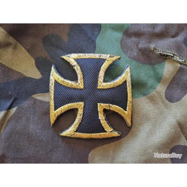 WWI Patch insigne allemand CROIX DE MALTE ( noir et bordure dore) COPIE / REPRODUCTION HARLEY BIKER