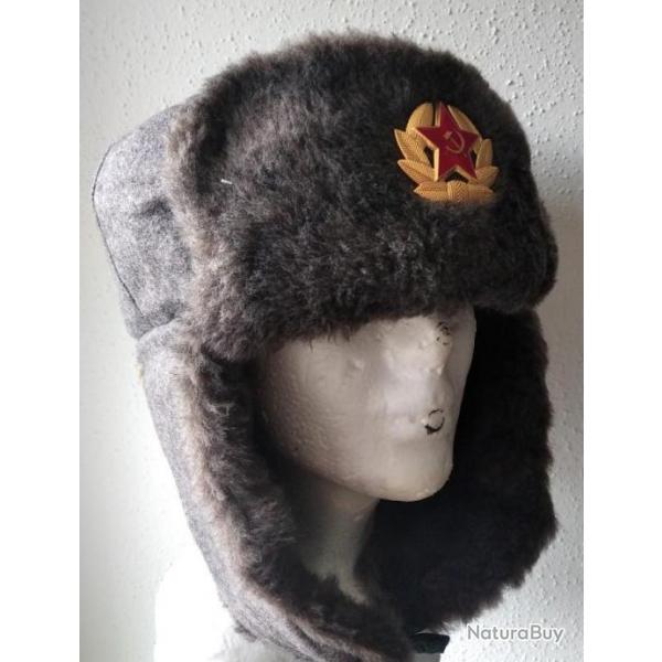 CHAPKA-OUCHANKA CHAPEAU MILITAIRE TAILLE 58 SOLDAT ARME DE TERRE FABRICATION POST SOVIETIQUE 1992