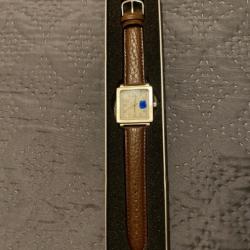 MILITARIA. Réplique de montre allemande de la Seconde Guerre mondiale, croix d'officier. Neuf