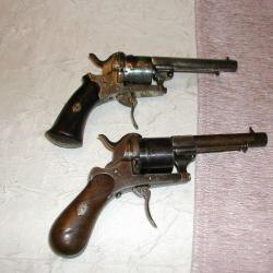 2 revolvers à broche calibre 7 mm