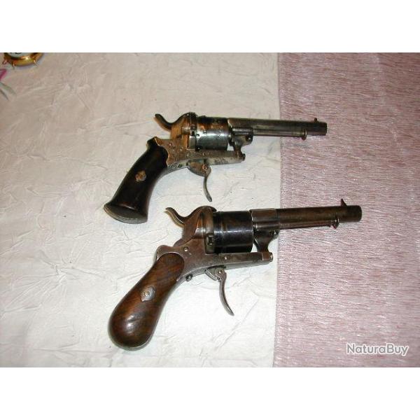2 revolvers  broche calibre 7 mm