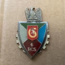 insigne métallique du 6ème Régiment de Commandement et de Soutien (1984 - 2)