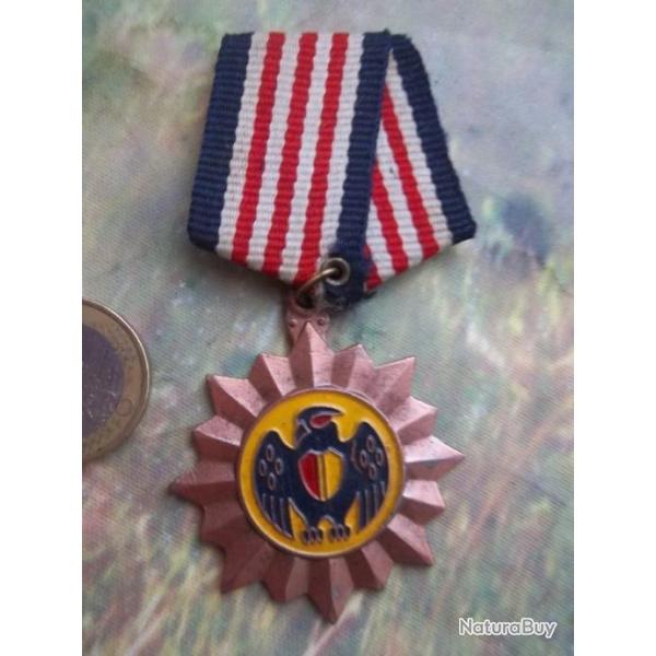 Mdaille collection vintage militaire ? civile ?