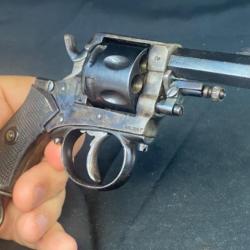 revolver  bulldog  calibre 320