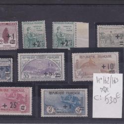 orphelins de la guerre timbres série complète neuf sans charnière de 162 a 169 cote 530 euros