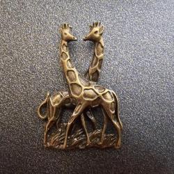 pendentif girafes  5 x 3  cm couleur bronze idee cadeau