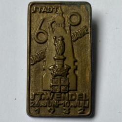 Badge insigne du WHW 1932 allemand winterhilfswerk ww2 St Wendel