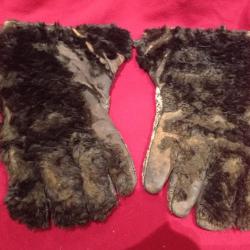 Très rare paire de gants en fourrure authentique USA d époque cowboy cavalerie 19 eme