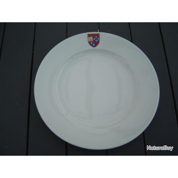 superbe assiette militaire en porcelaine arme de l'air entrepot 606 Varennes Allier