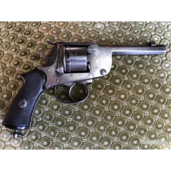 Superbe revolver  systme de collection LEVAUX calibre 380 poudre noire